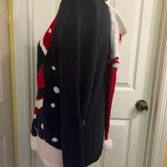 Adorable Christmas Sweater - Picture 2 of 8